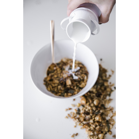 Pot à lait en métal couleur ivoire   H100mm 125ml