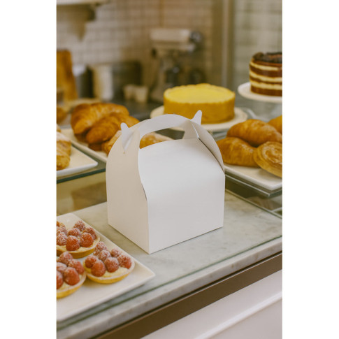 Boîte pâtissière carton blanche avec anse 180x160mm H170mm