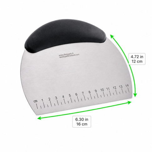 Coupe-pâte avec mesure intégrée 160x120mm