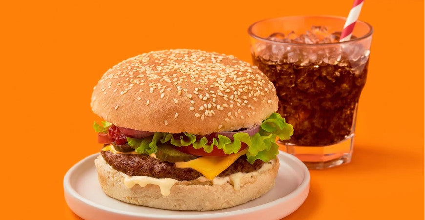 Ouvrir un fast food : se renseigner pour réussir et bien s'équiper