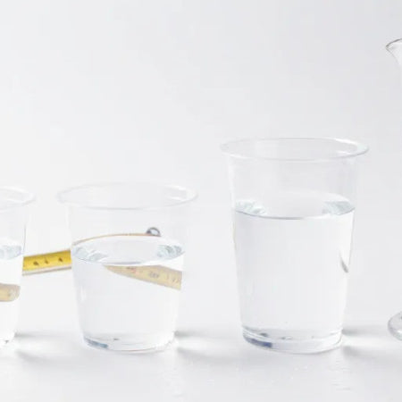 Volume gobelet plastique : ce que les étiquettes ne vous disent pas sur les vraies contenances