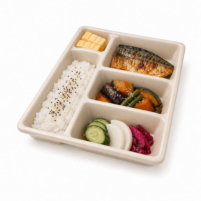 Plateau repas en pulpe naturelle 5 compartiments - 29,5 cm x 24 cm x 4 cm - en situation