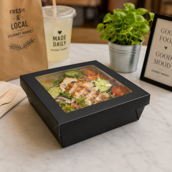 Boîte "Kray" carrée carton noir avec couvercle à fenêtre - 1550 ml - 20,5 cm x 20,5 cm x 5,5 cm - ambiance