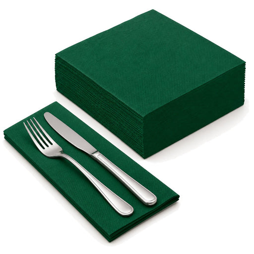 Serviette ouate vert sapin 2 plis - 38 cm x 38 cm - en situation